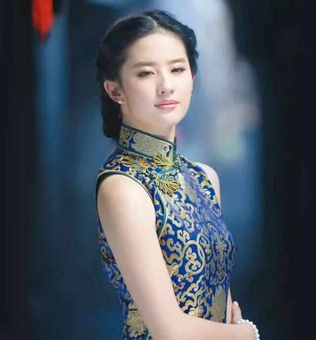 女人的風(fēng)度 女人的風(fēng)度
